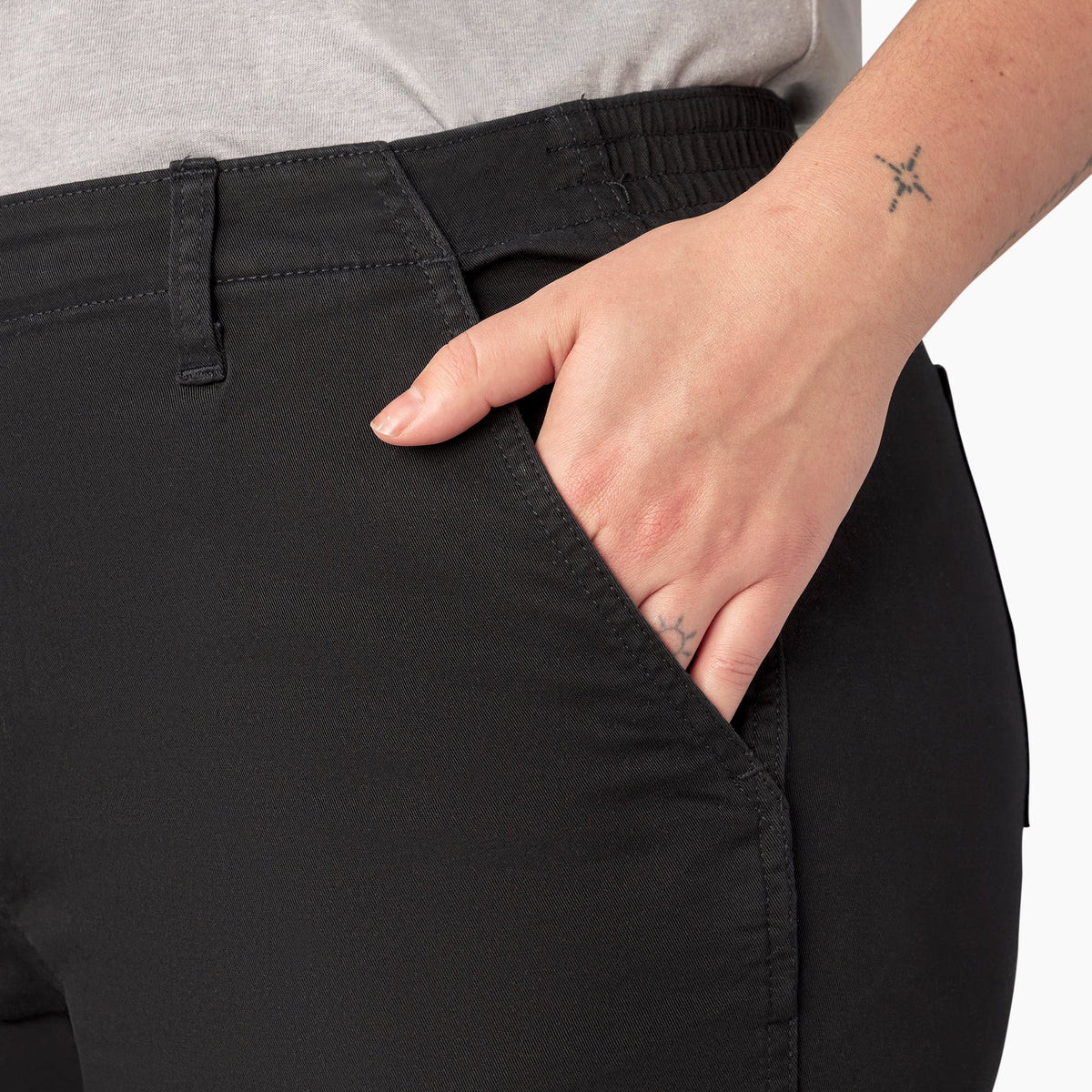 Women's Plus High Rise Fit Cargo Pants - Dickies Women
